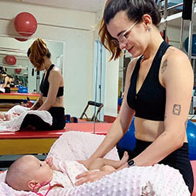Leia mais sobre o artigo Você já ouviu falar em Baby Pilates?
