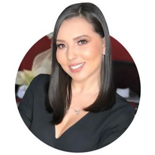 A médica dermatologista Dra. Juliana Rangel Mata
